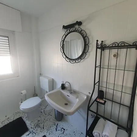 Sea Land 1 טרוגיר