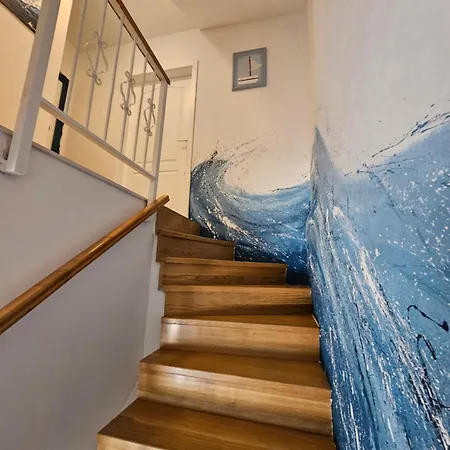 Sea Land 1 טרוגיר