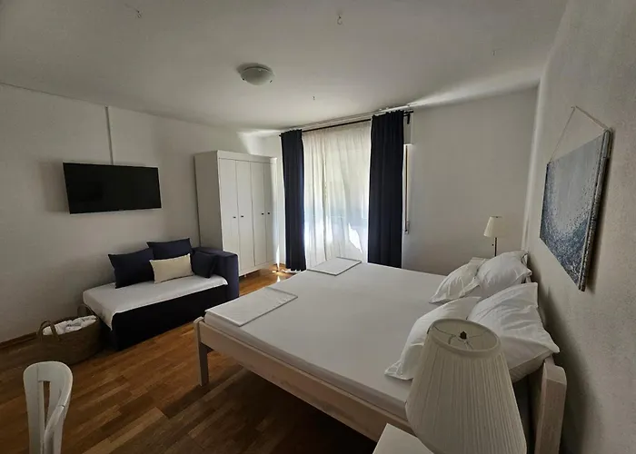 Sea Land 1 Daire Trogir