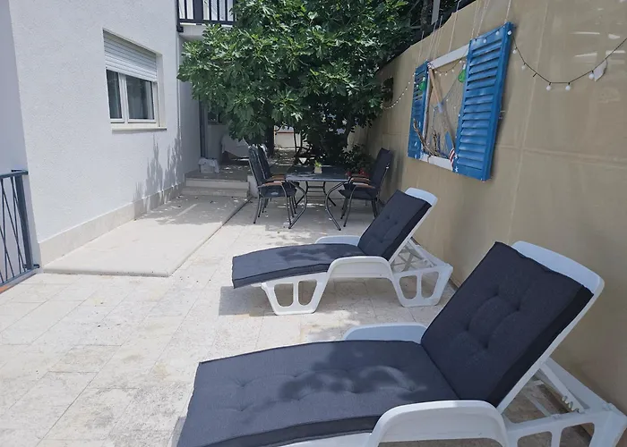 Sea Land 1 Daire Trogir