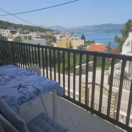 Apartment Sea Land 1